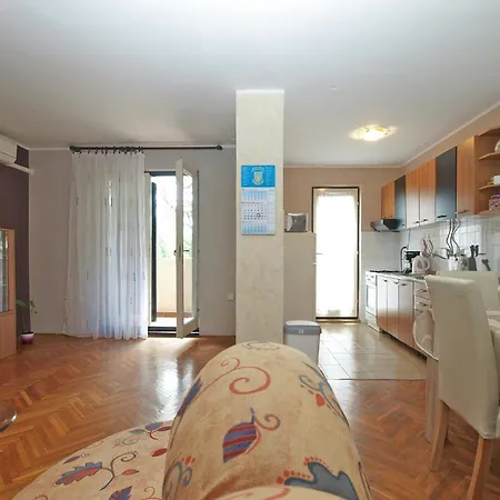 Fuer 6 Personen Ca 65 Qm In Fazana, Istrien Istrische Riviera *