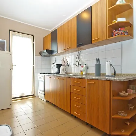 Fuer 6 Personen Ca 65 Qm In Fazana, Istrien Istrische Riviera Appartement *